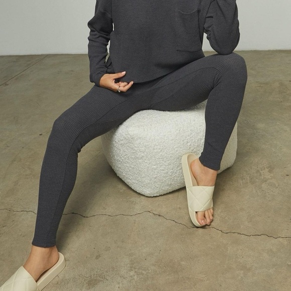 LUNYA Restore Thermal High Rise Legging - Picture 1 of 4